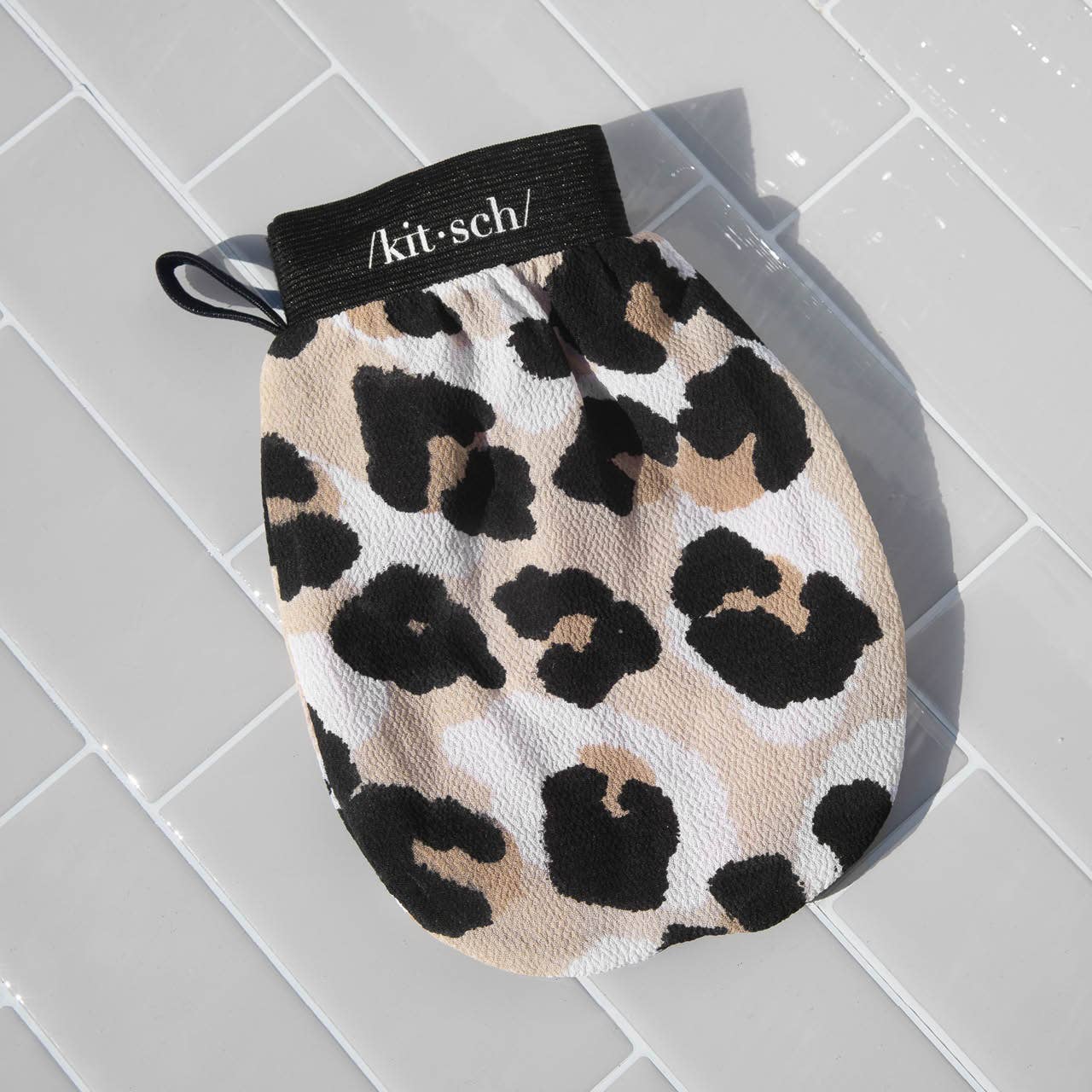 Eco-Friendly Leopard Exfoliating Glove