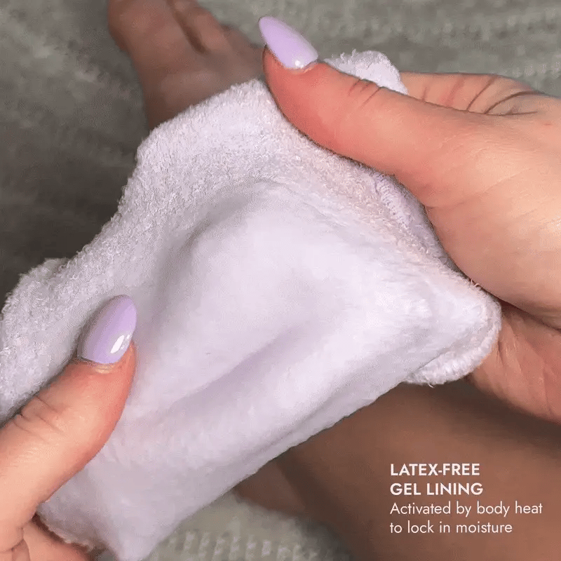 White gel pad held by hands with lavender nail polish, labeled 'Latex-Free Gel Lining'.